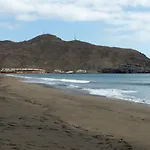 Junto El Mar 아파트 그란 타라할
