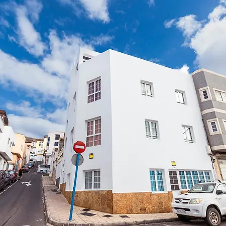 Junto El Mar * Gran Tarajal