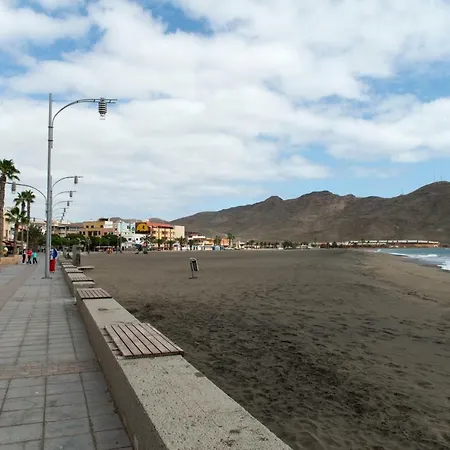 Junto El Mar Gran Tarajal