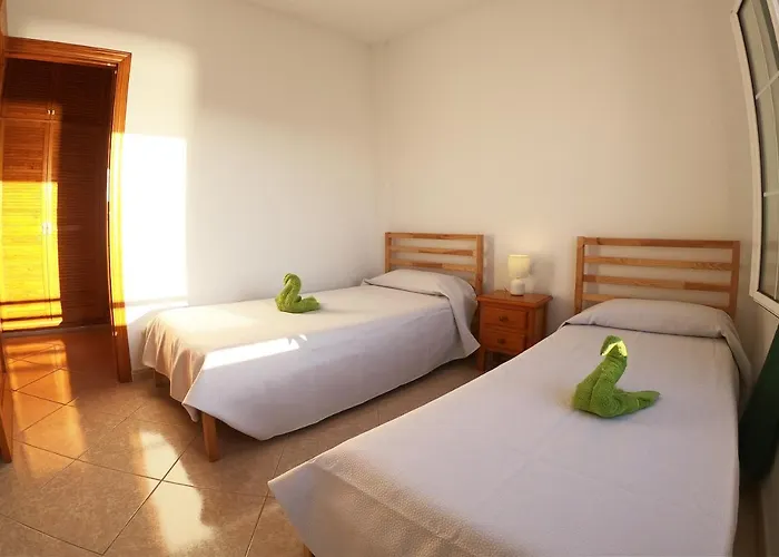 Junto El Mar Gran Tarajal