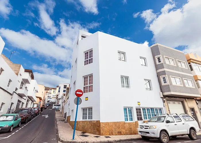 Junto El Mar * Gran Tarajal