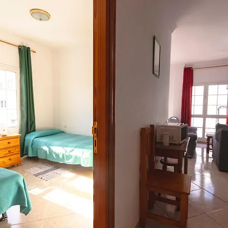 Junto El Mar 그란 타라할