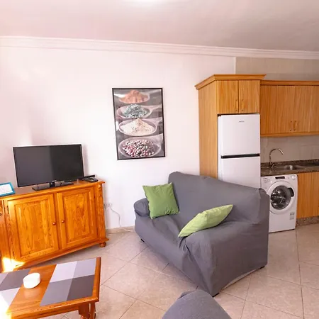 Junto El Mar 그란 타라할